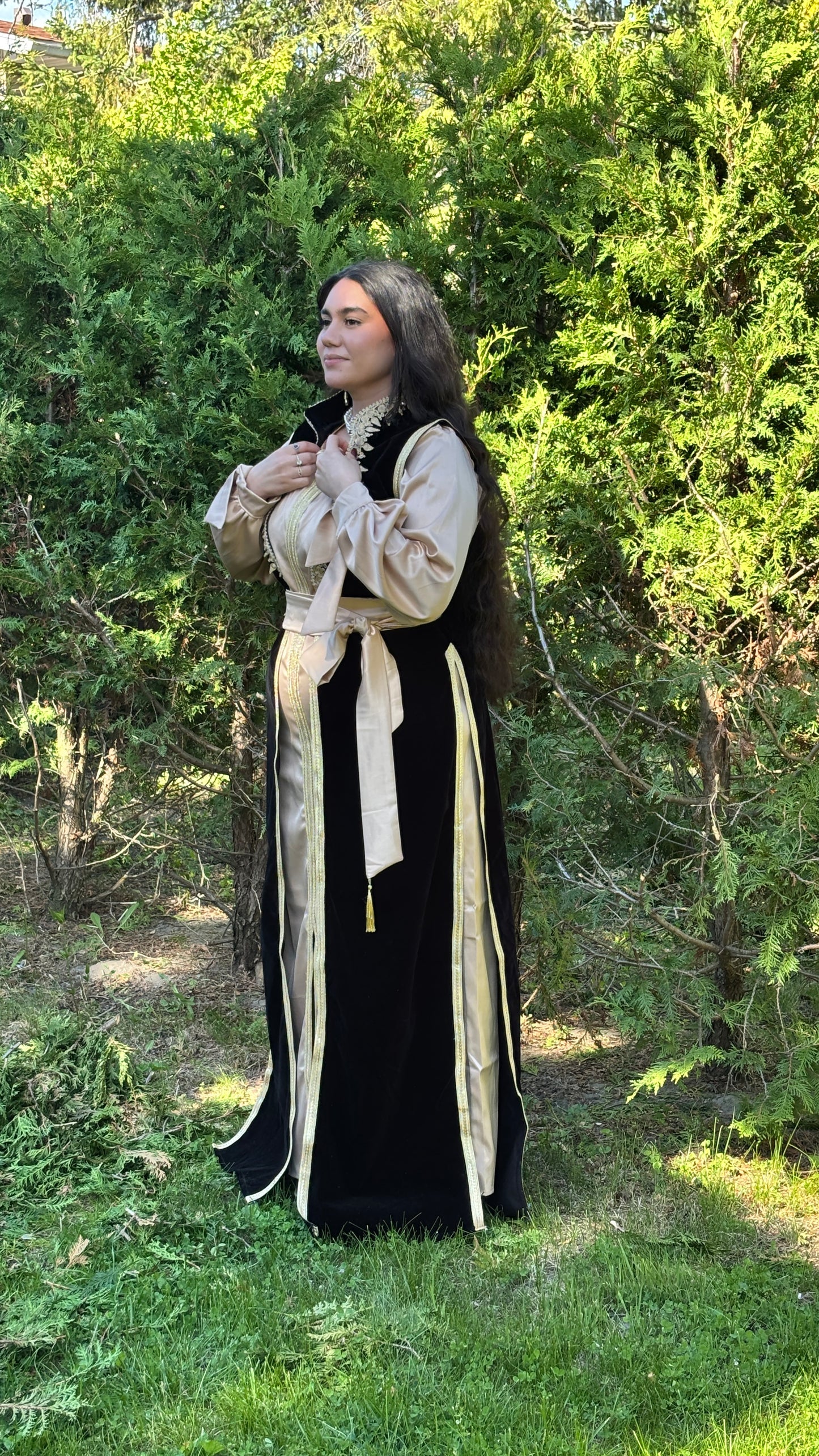 Caftan El Bey : Caftan traditionnel Algérien